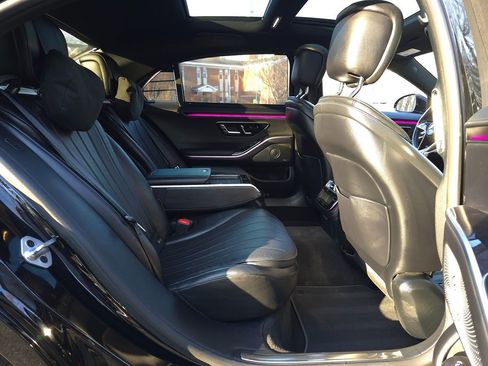 Used 2022 Mercedes-Benz S 500 4MATIC image 18