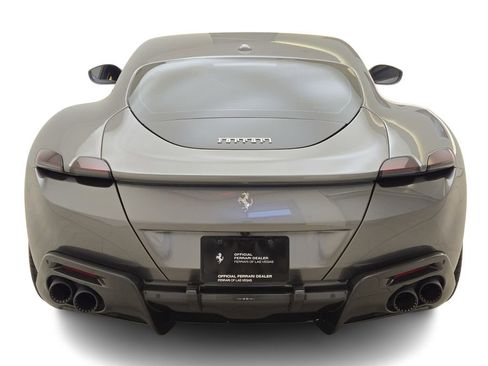 Used 2022 Ferrari Roma RWD image 10
