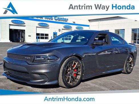 Used 2016 Dodge Charger SRT Hellcat image 1