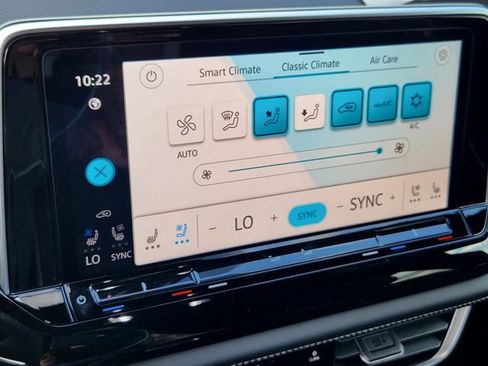 New 2026 Volkswagen Atlas Cross Sport SEL Premium R-Line image 19