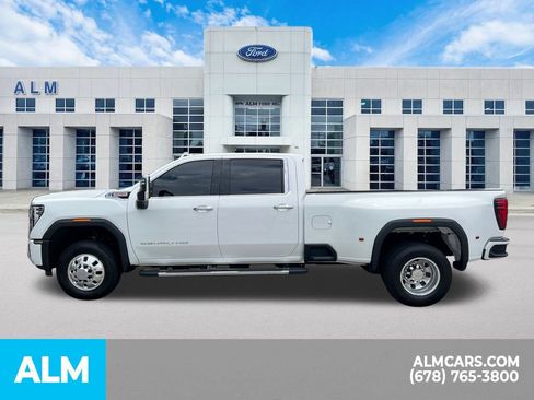Used 2024 GMC Sierra 3500 Denali image 10