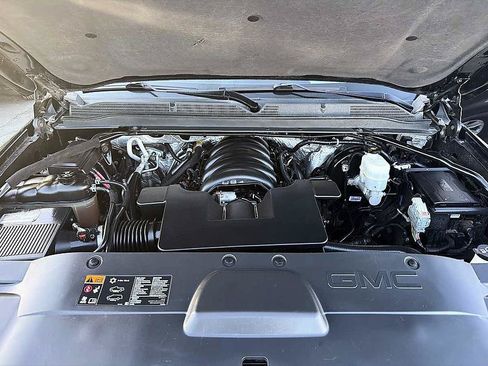 Used 2016 GMC Yukon Denali w/ Open Road Package RWD image 30