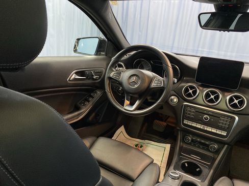 Used 2018 Mercedes-Benz GLA 250 4MATIC image 36