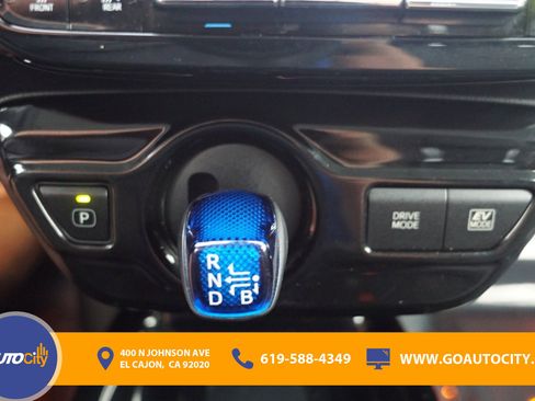 Used 2017 Toyota Prius Three Touring image 22