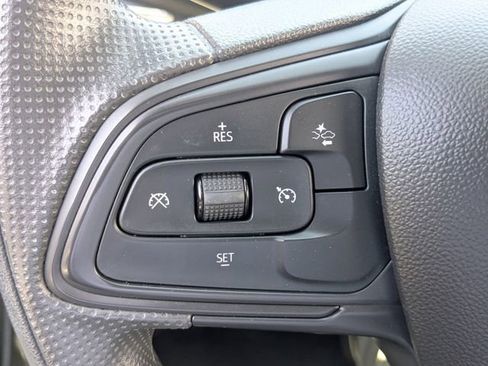 Used 2024 Buick Envista Preferred w/ Advanced Safety Package FWD image 22