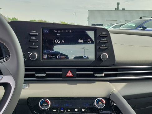New 2026 Hyundai Elantra SEL Sport Premium FWD image 10