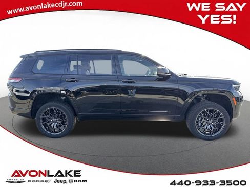 New 2025 Jeep Grand Cherokee L Summit w/ Obsidian Package image 7