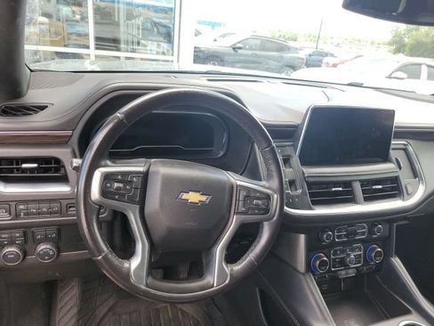 Certified 2022 Chevrolet Suburban LT AWD/4WD image 12