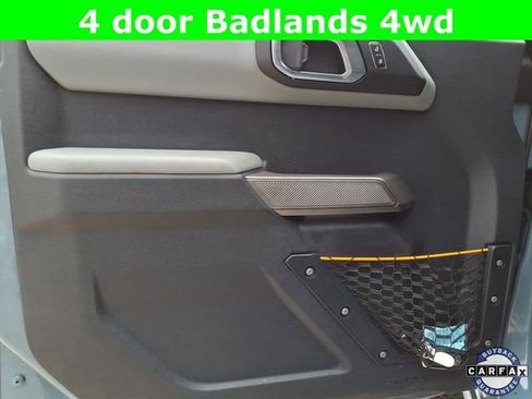 Used 2021 Ford Bronco Badlands image 15