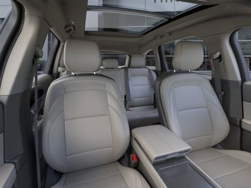 New 2025 Lincoln Nautilus Premier w/ Equipment Group 102A image 10