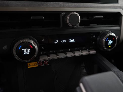 Used 2024 Toyota Tacoma 4x4 Double Cab Hybrid image 24