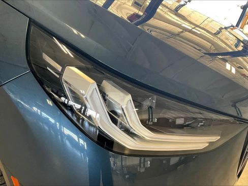 New 2026 BMW X3 xDrive30 w/ Premium Package image 13