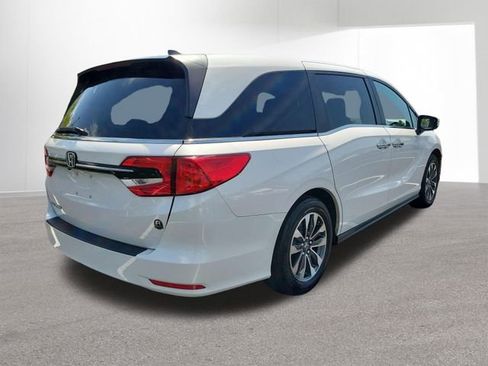 Certified 2024 Honda Odyssey EX-L image 14