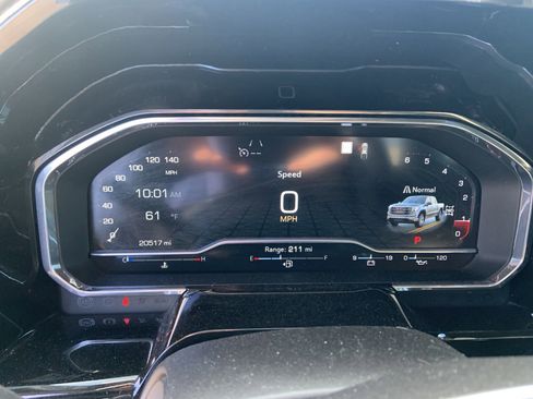 Used 2022 GMC Sierra 1500 Elevation w/ Preferred Package image 17