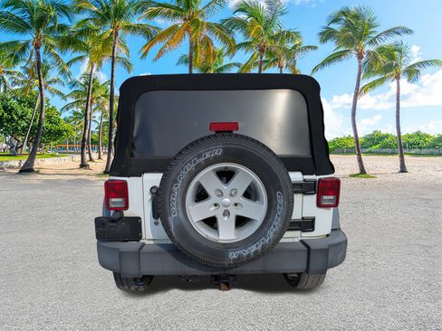 Used 2018 Jeep Wrangler Unlimited Sport S image 5