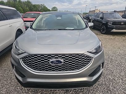 Used 2024 Ford Edge SEL w/ Convenience Package