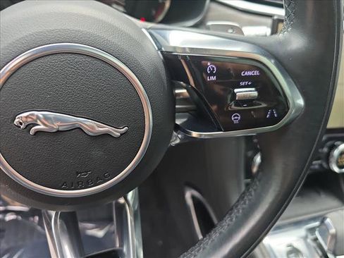 Used 2022 Jaguar F-PACE S AWD/4WD image 18