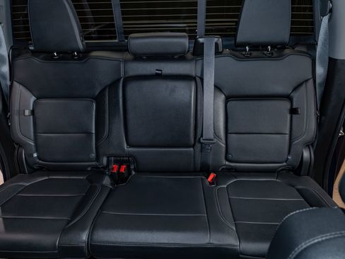 Used 2021 Chevrolet Silverado 2500 LTZ w/ LTZ Plus Package image 28