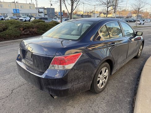 Used 2010 Honda Accord LX-P image 6