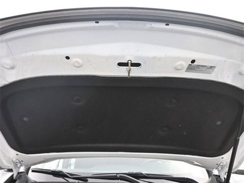 Used 2023 GMC Acadia SLE image 23