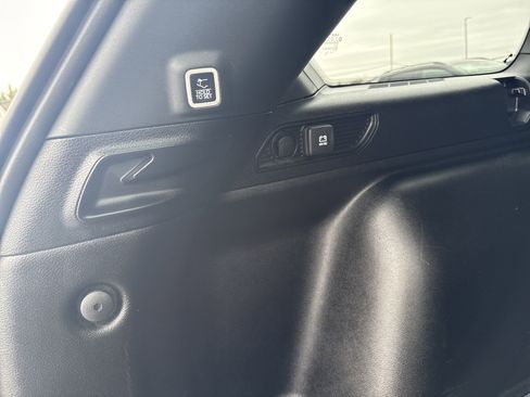 New 2025 Jeep Grand Cherokee Laredo X w/ Luxury Tech Group I image 13