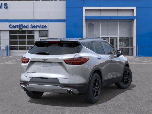 New 2025 Chevrolet Blazer LT w/ Convenience Package image 4