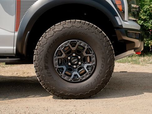 Used 2025 Ford F150 Raptor w/ Equipment Group 803A Raptor R AWD/4WD image 22