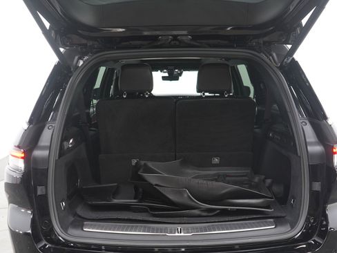 Used 2023 Jeep Grand Cherokee L Summit w/ Advanced Protech Group IV image 18