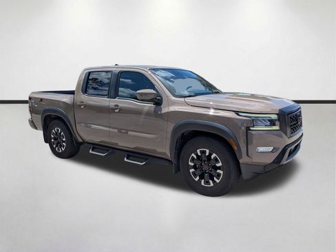 Used 2023 Nissan Frontier Pro-X w/ Pro Convenience Package RWD image 2