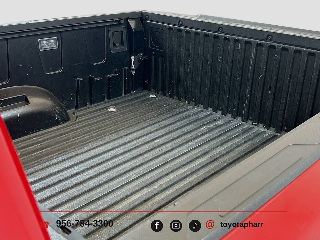 Used 2024 Toyota Tundra Limited AWD/4WD image 24