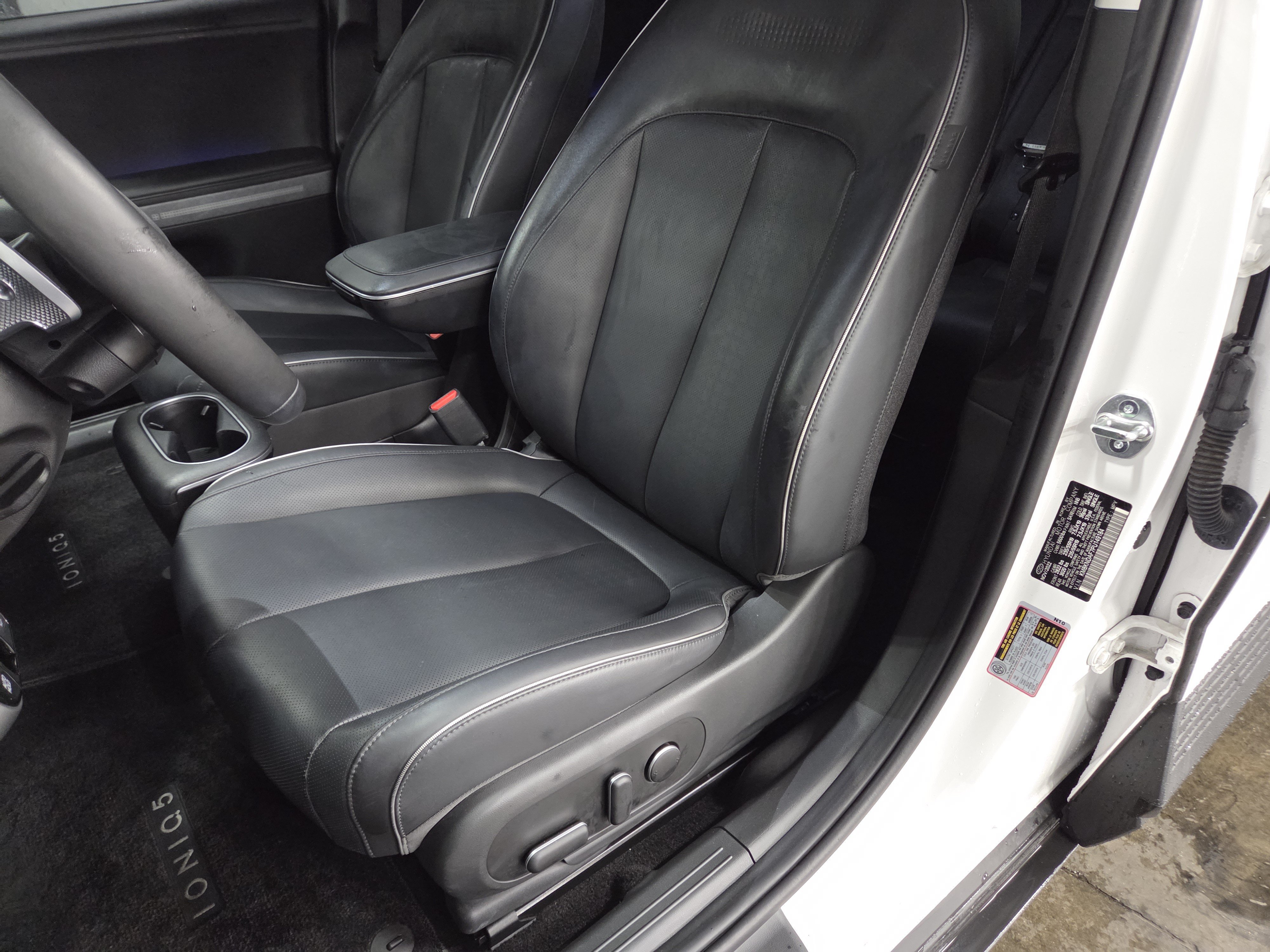 Used 2023 Hyundai Ioniq 5 SEL AWD/4WD image 6