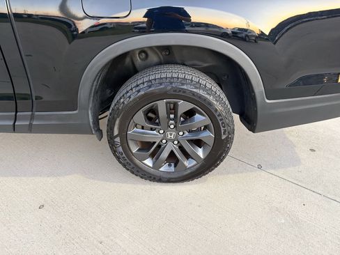 Certified 2023 Honda Ridgeline Sport image 30