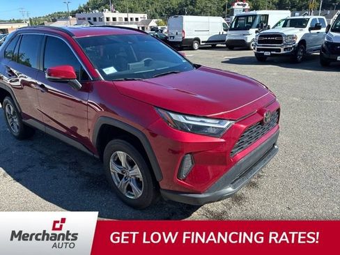 Used 2022 Toyota RAV4 XLE FWD image 1