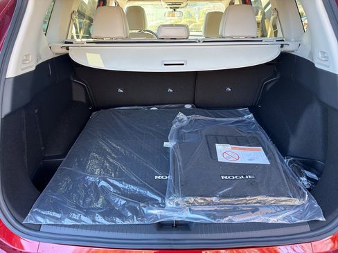 New 2026 Nissan Rogue SV image 32