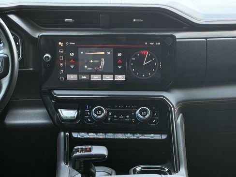 Used 2023 GMC Sierra 1500 AT4 w/ AT4 Premium Package AWD/4WD image 27