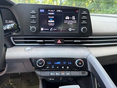 Certified 2023 Hyundai Elantra SEL FWD image 22
