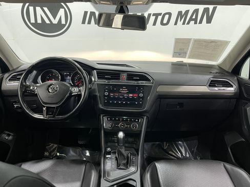 Used 2018 Volkswagen Tiguan SEL image 19