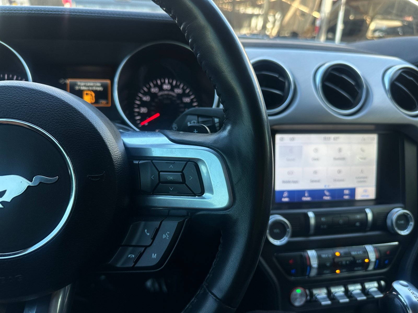 Used 2022 Ford Mustang Premium RWD image 19
