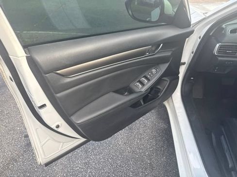 Used 2019 Honda Accord LX image 39