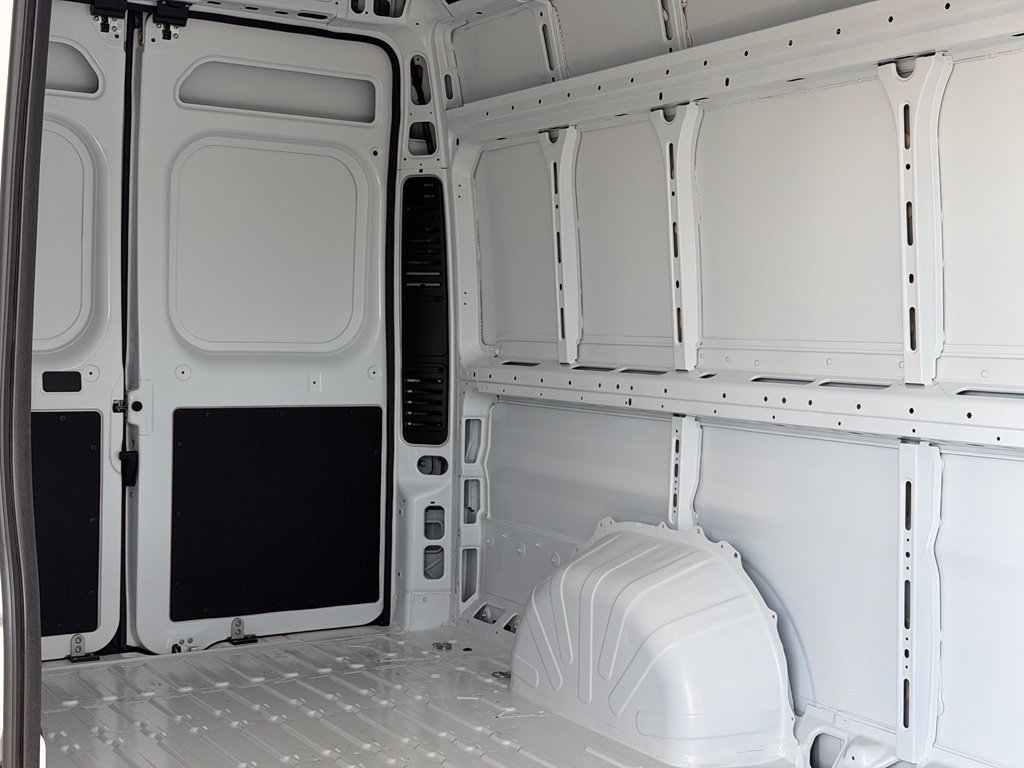 New 2026 RAM ProMaster 3500 w/ Convenience Group FWD image 32