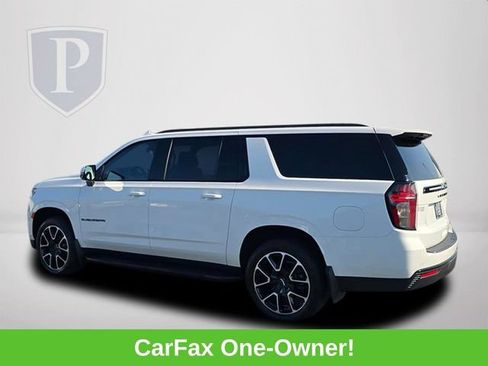 Certified 2024 Chevrolet Suburban RST w/ Luxury Package AWD/4WD image 11