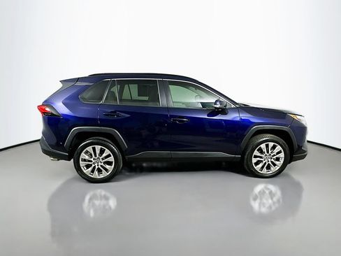 Used 2023 Toyota RAV4 XLE Premium FWD image 7