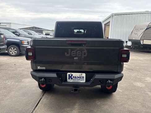 Used 2021 Jeep Gladiator Rubicon w/ Safety Group AWD/4WD image 7