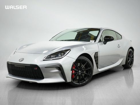 Used 2025 Toyota GR86 Premium w/ Performance Package RWD image 1