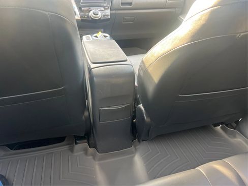 Used 2013 Toyota Prius V Five image 20