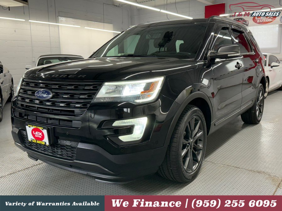 Used 2017 Ford Explorer XLT w/ Equipment Group 202A AWD/4WD image 2