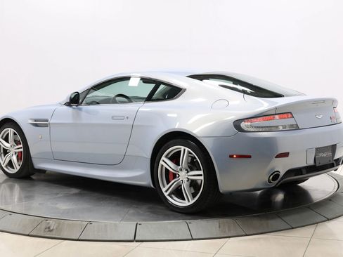 Used 2011 Aston Martin V8 Vantage Coupe RWD image 42