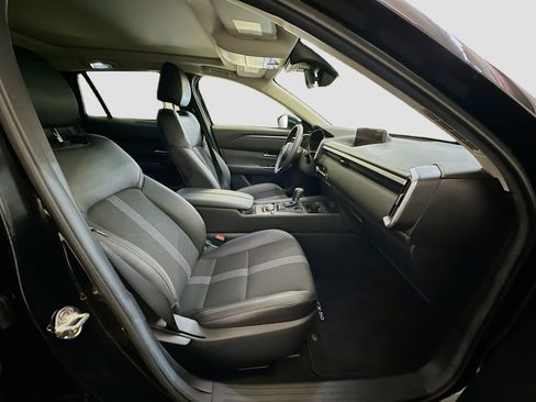 Used 2025 MAZDA CX-50 AWD 2.5 S w/ Premium Package image 34