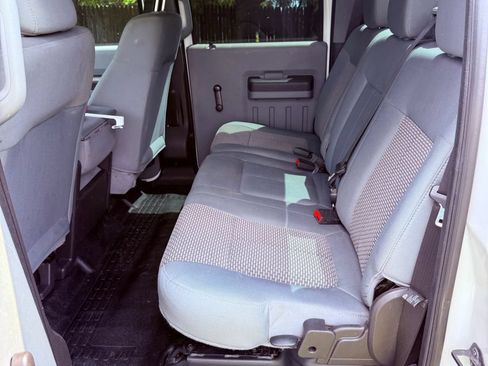 Used 2013 Ford F250 XL w/ XL Value Pkg AWD/4WD image 6