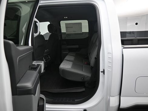 New 2026 Ford F350 XLT w/ XLT Premium Package image 20